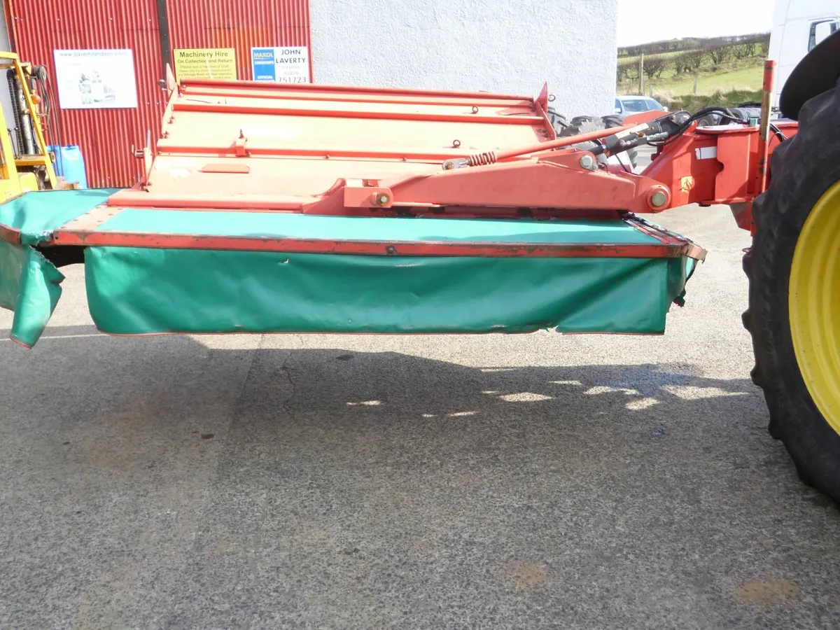 Kverneland Taarup Mounted Mower - Image 4