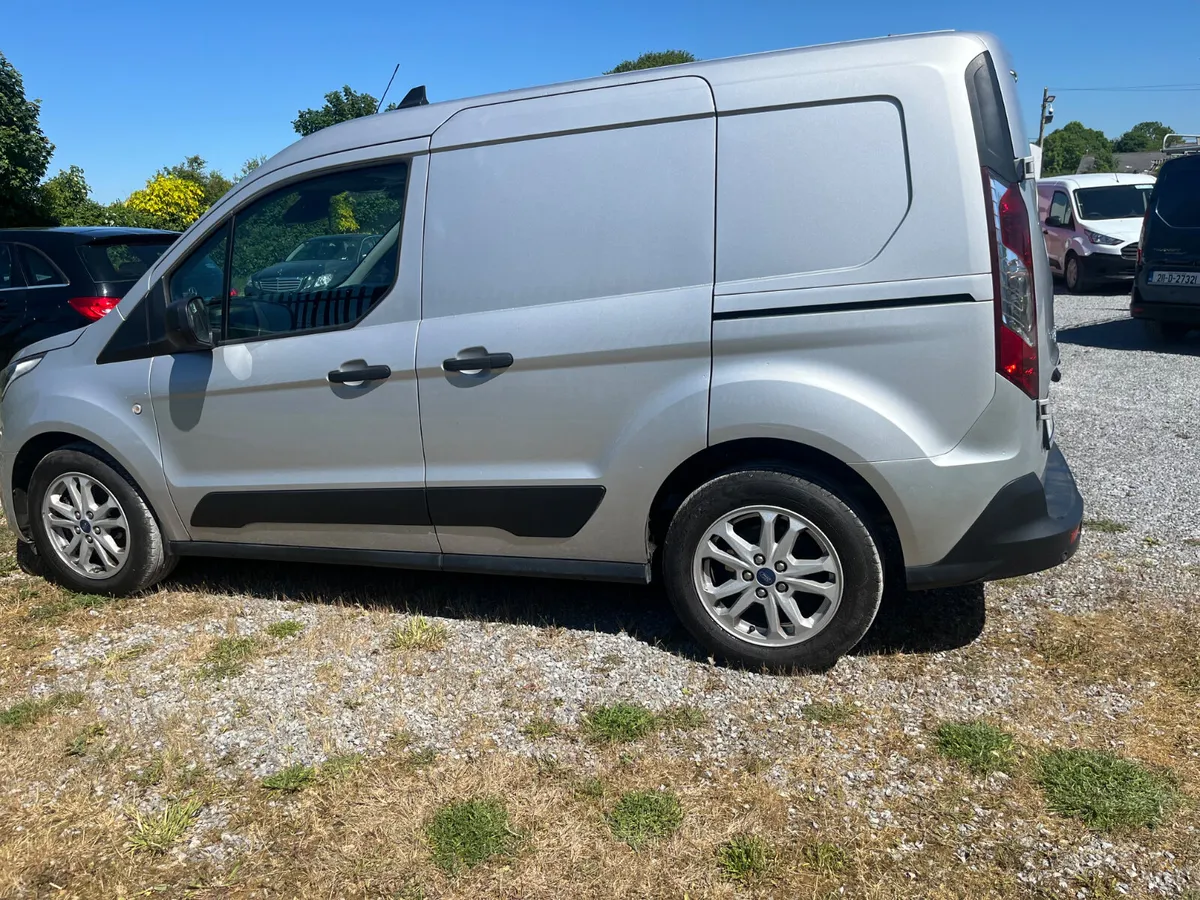 Ford Transit 2021 - Image 4