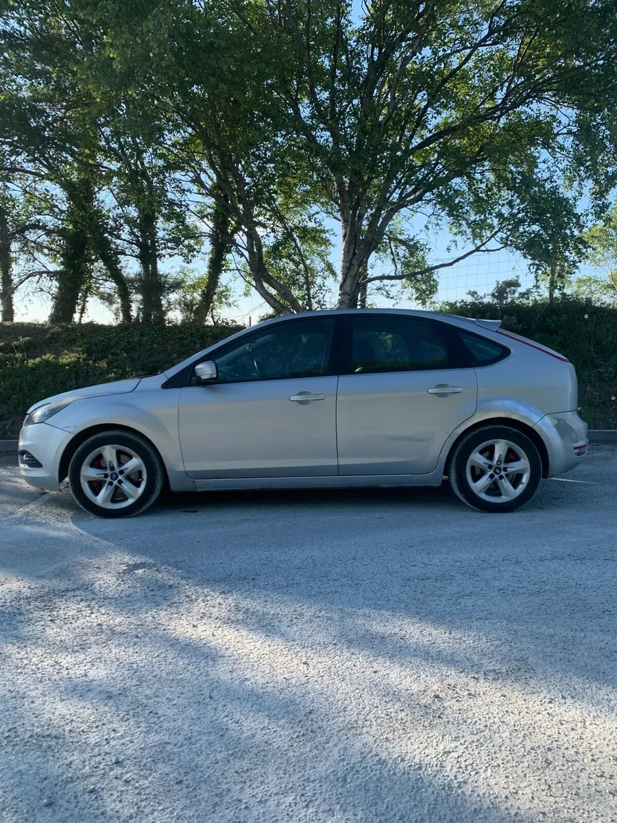 Ford Focus - Image 2