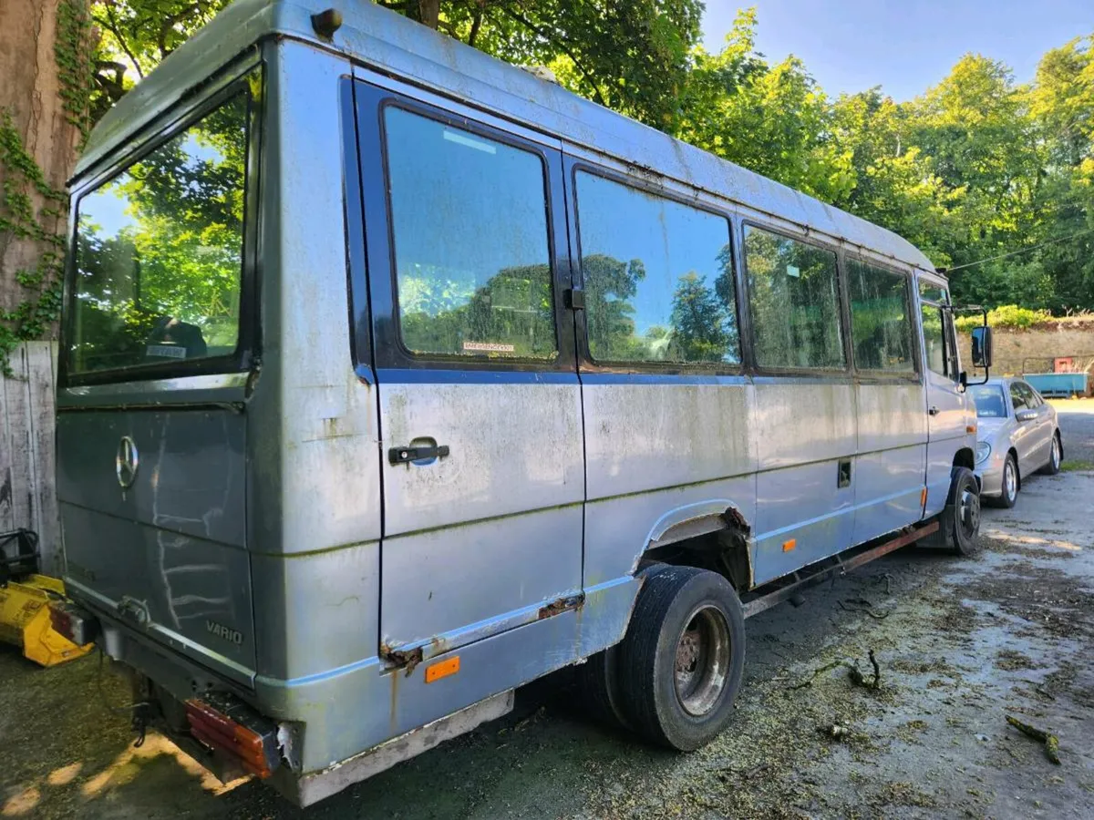 Mercedes Vario 816 - Image 4