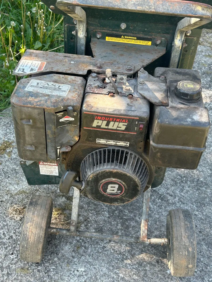 Wood chipper/shedder - Image 3