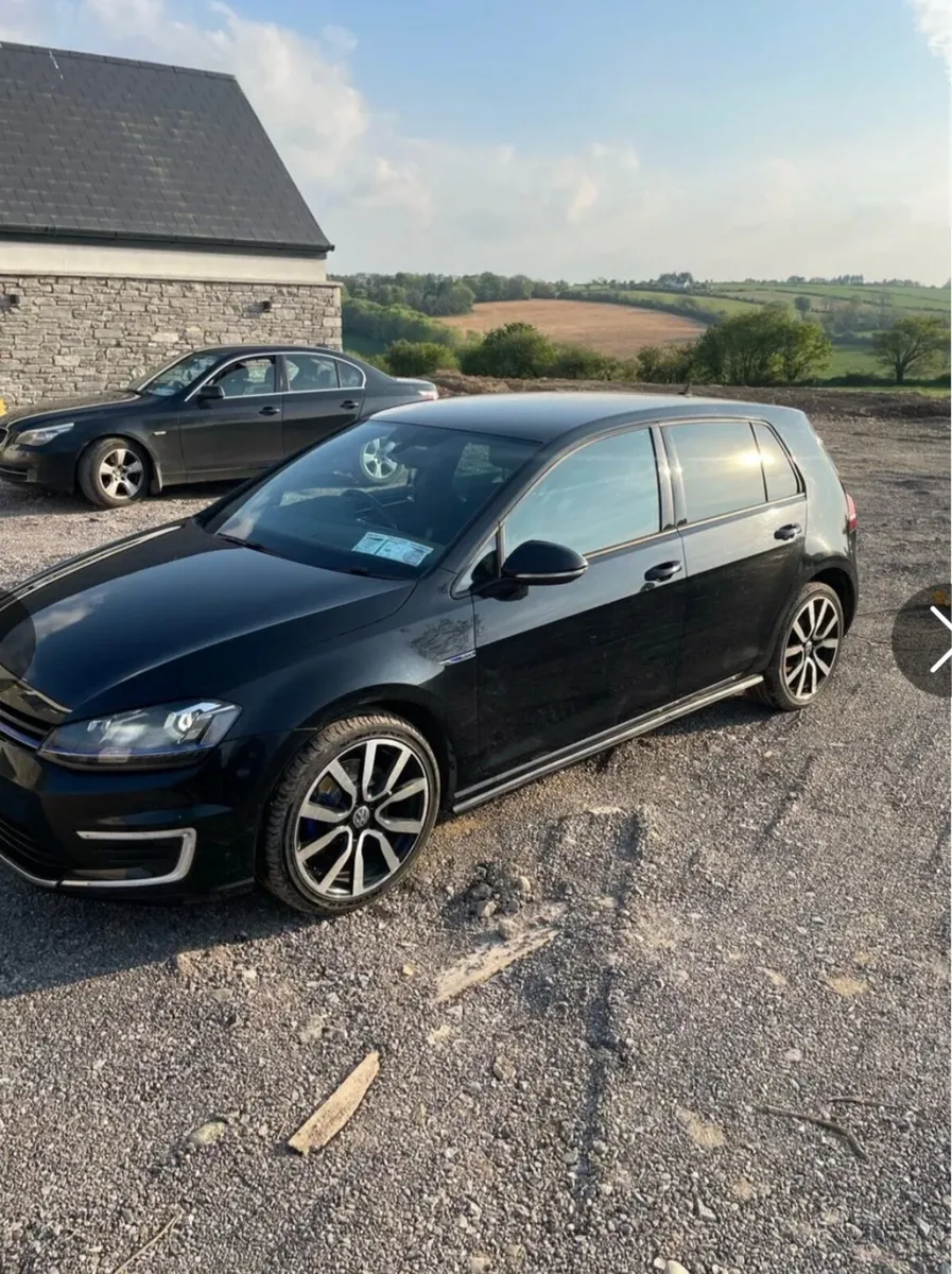 Volkswagen Golf 2017 - Image 1