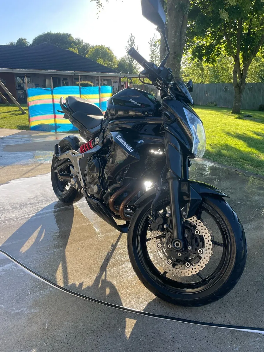 Kawasaki er6n - Image 1