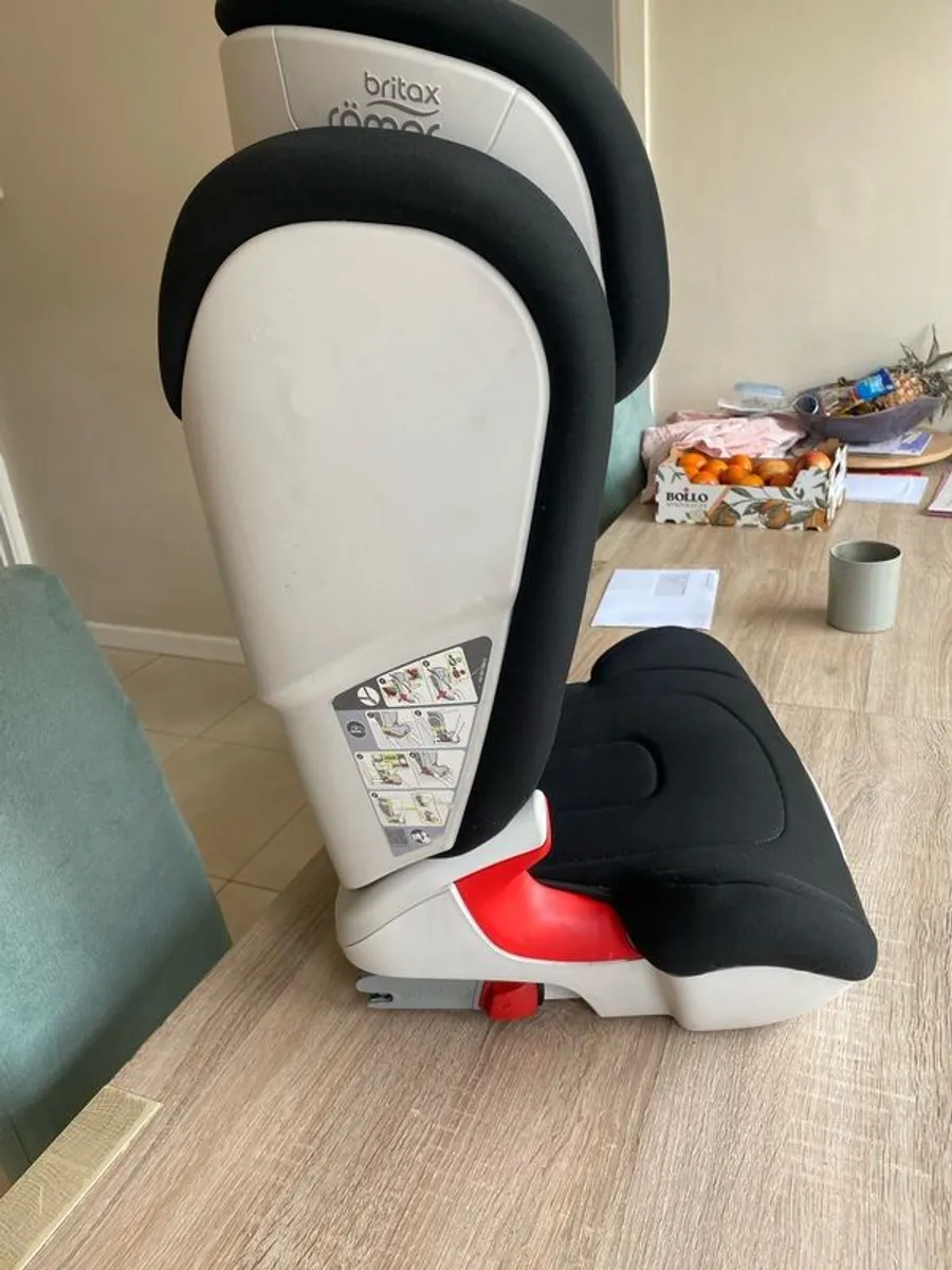 Britax Romer Car Seat x 1 - Image 2