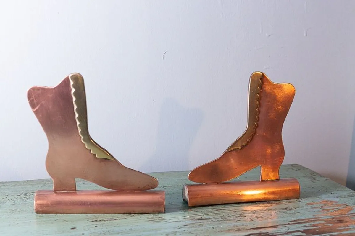 Antique Pair of Victorian Ladies High Button Boots - Image 4