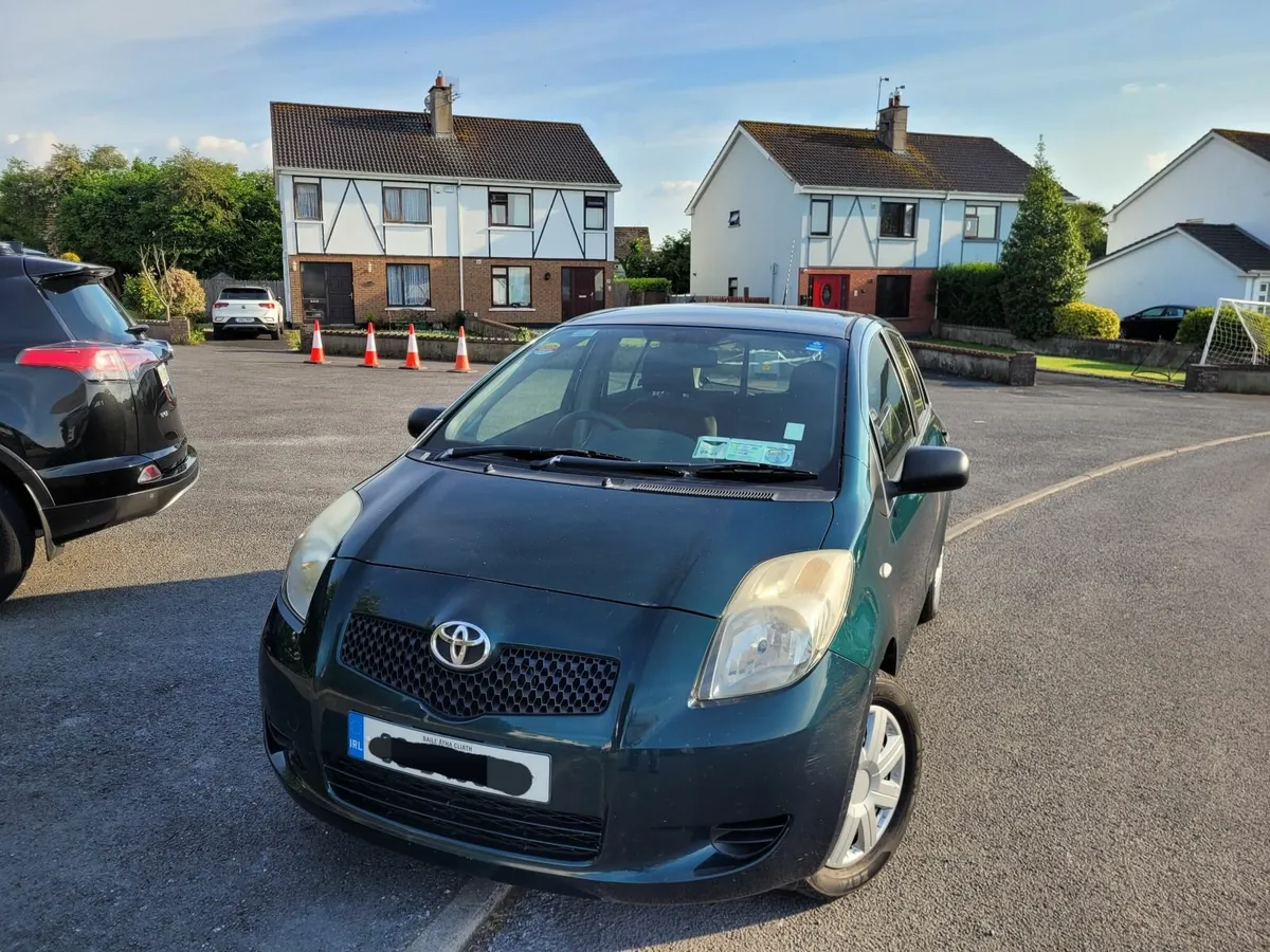 Toyota Yaris 2006 *low mileage* - Image 1