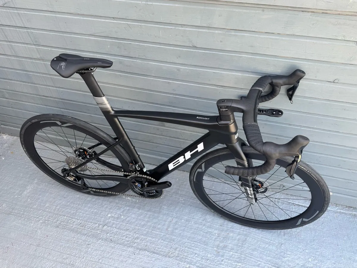 BH Aerolight 8.0 Dura Ace di2 Road Bike - Image 3