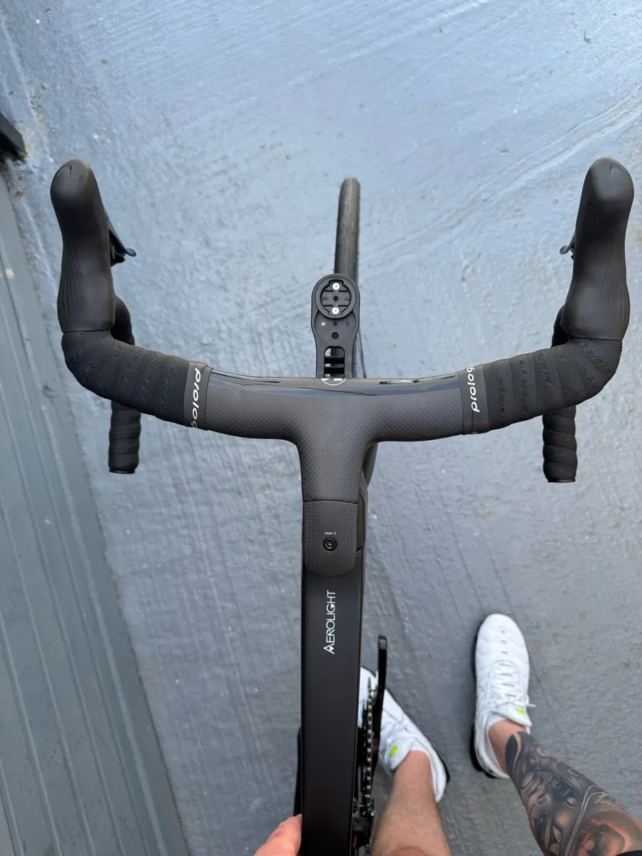 BH Aerolight 8.0 Dura Ace di2 Road Bike - Image 4
