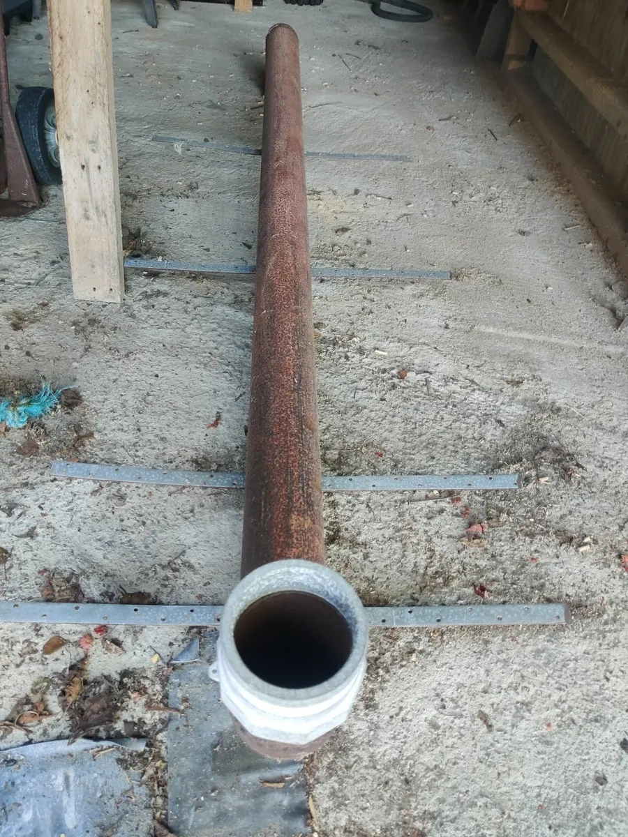 Bulk feed pipe