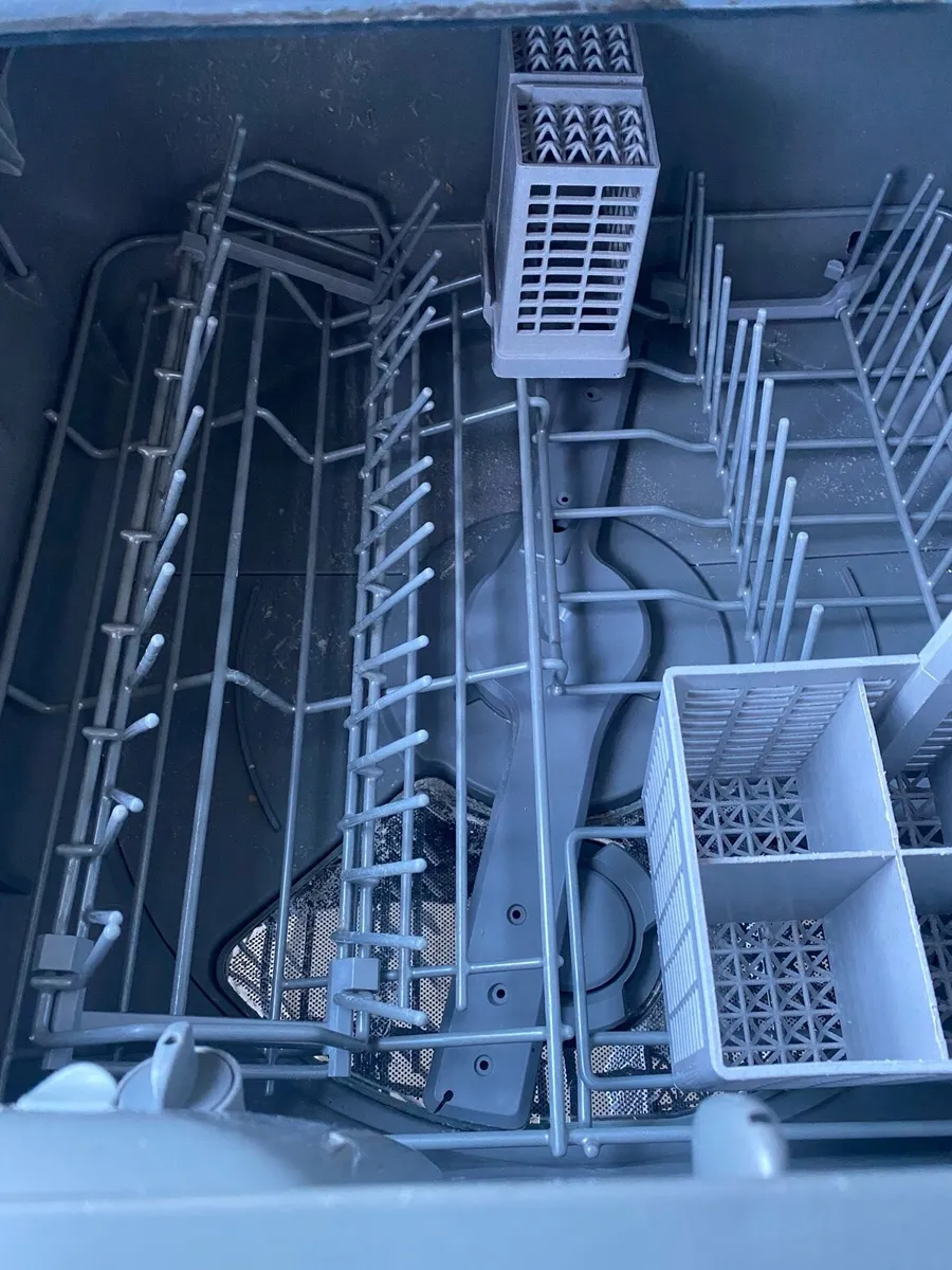 Dishwasher - Image 4