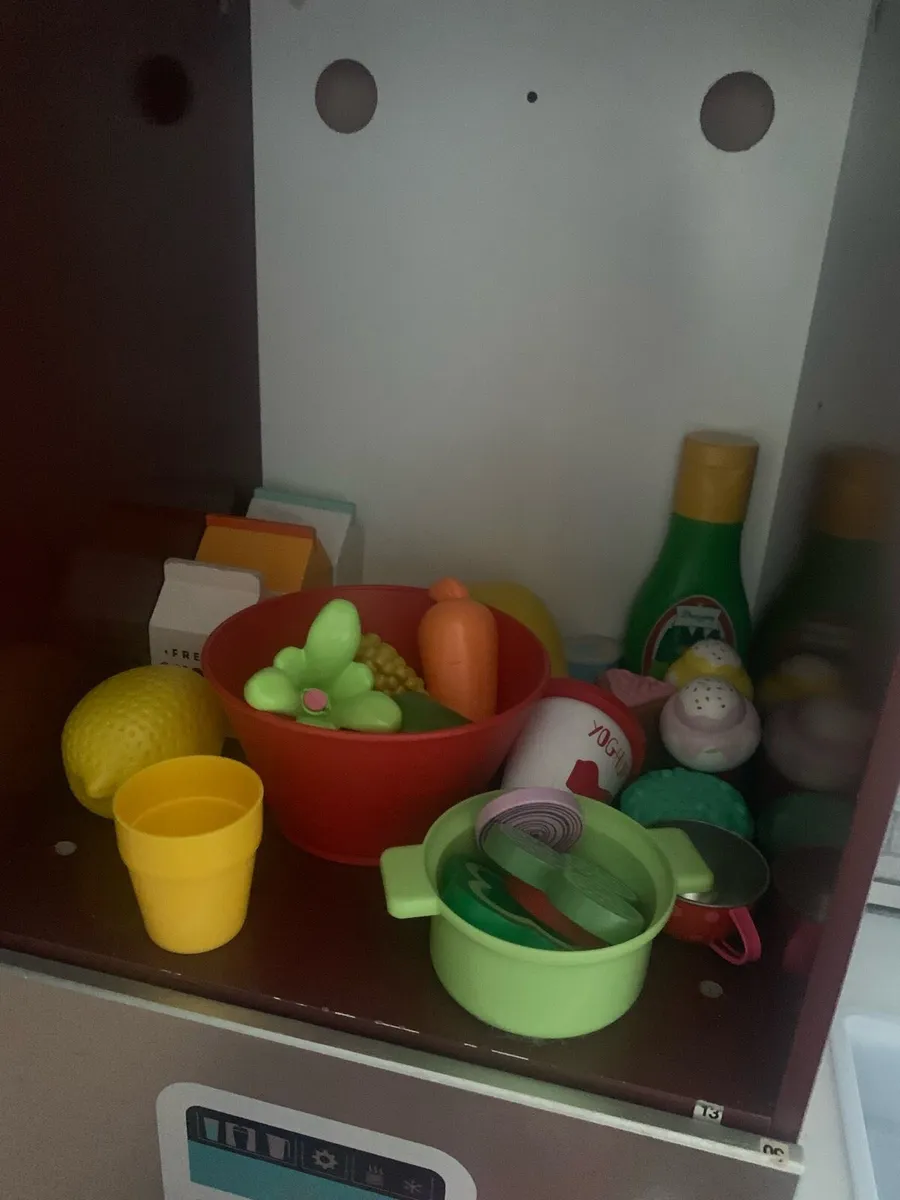 Children’s play kitchen - Image 2