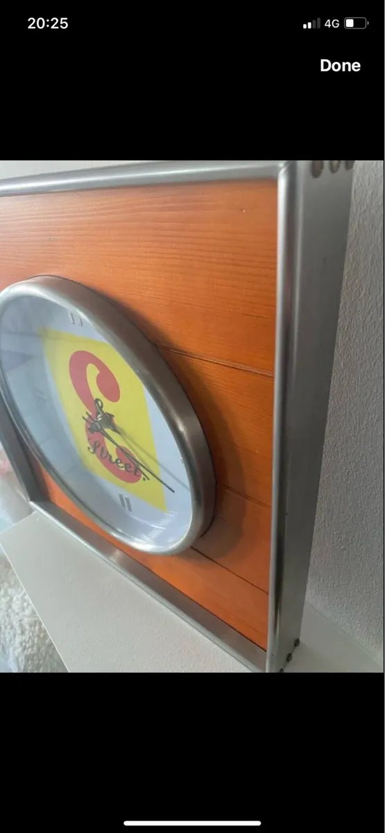 Rare J & B Bar Clock - Image 3