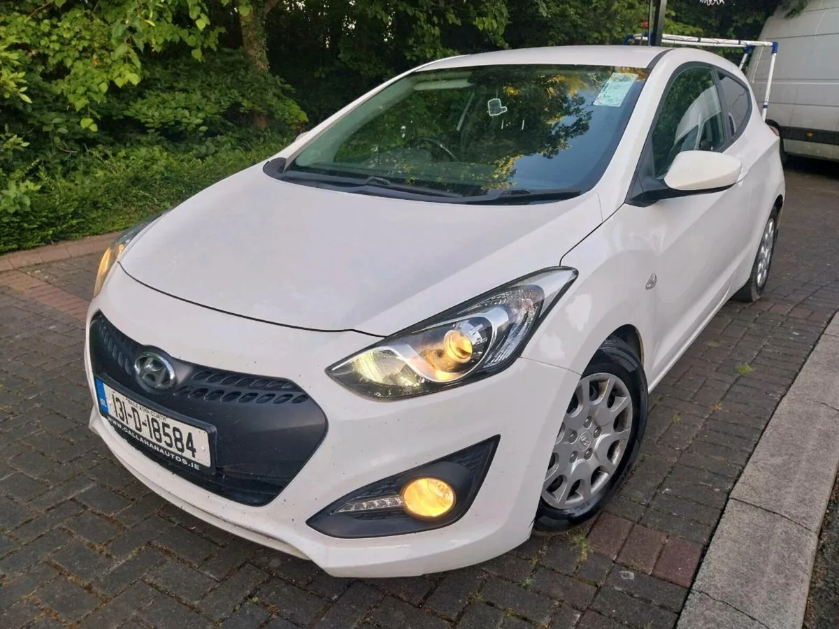 Hyundai i30, New DOE  2/26 - Image 1