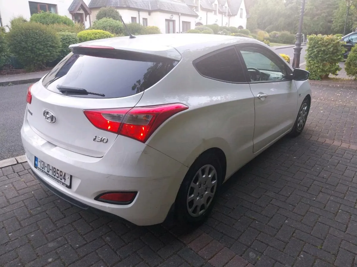 Hyundai i30, New DOE  2/26 - Image 3