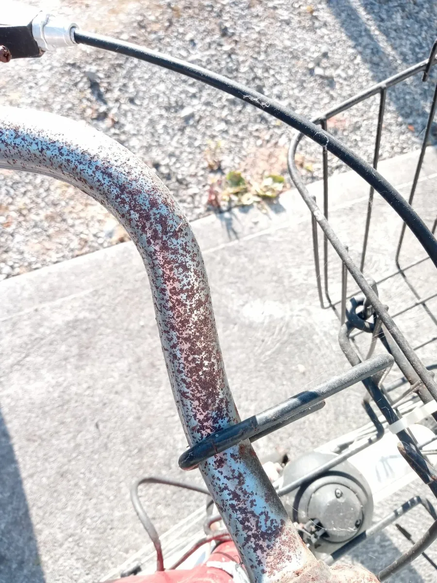 Second hand ladies bike - Image 3