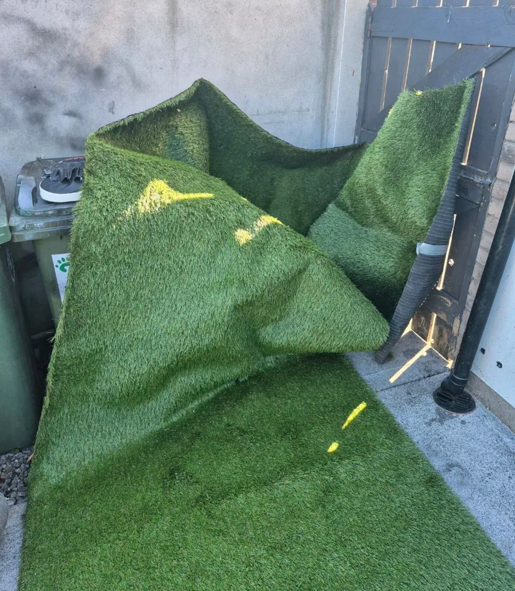 Samoan Artificial Grass

Roll - High Quality - Image 4