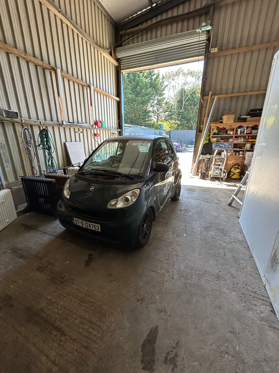 smart Car - Image 1