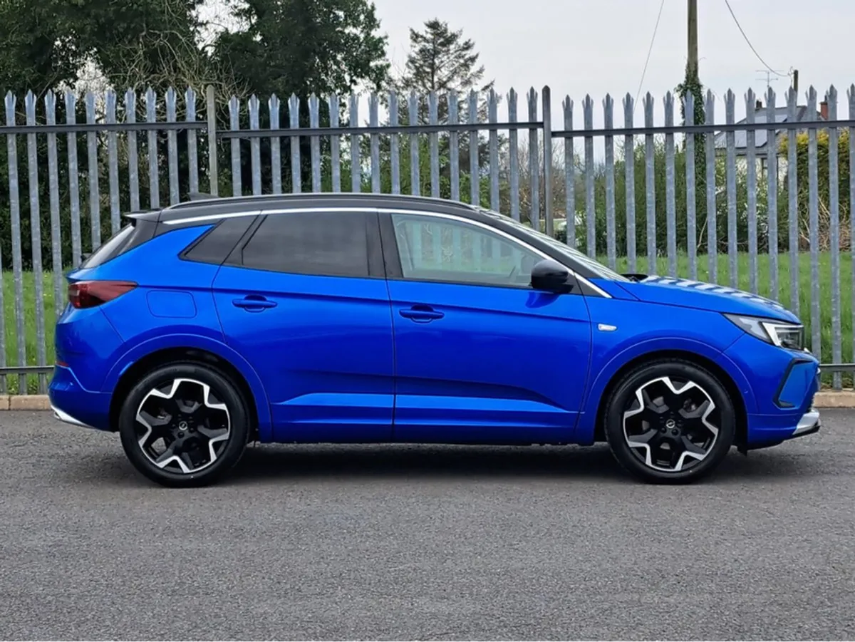 Opel Grandland Elite 1.2t 130BHP  top Spec - Image 3