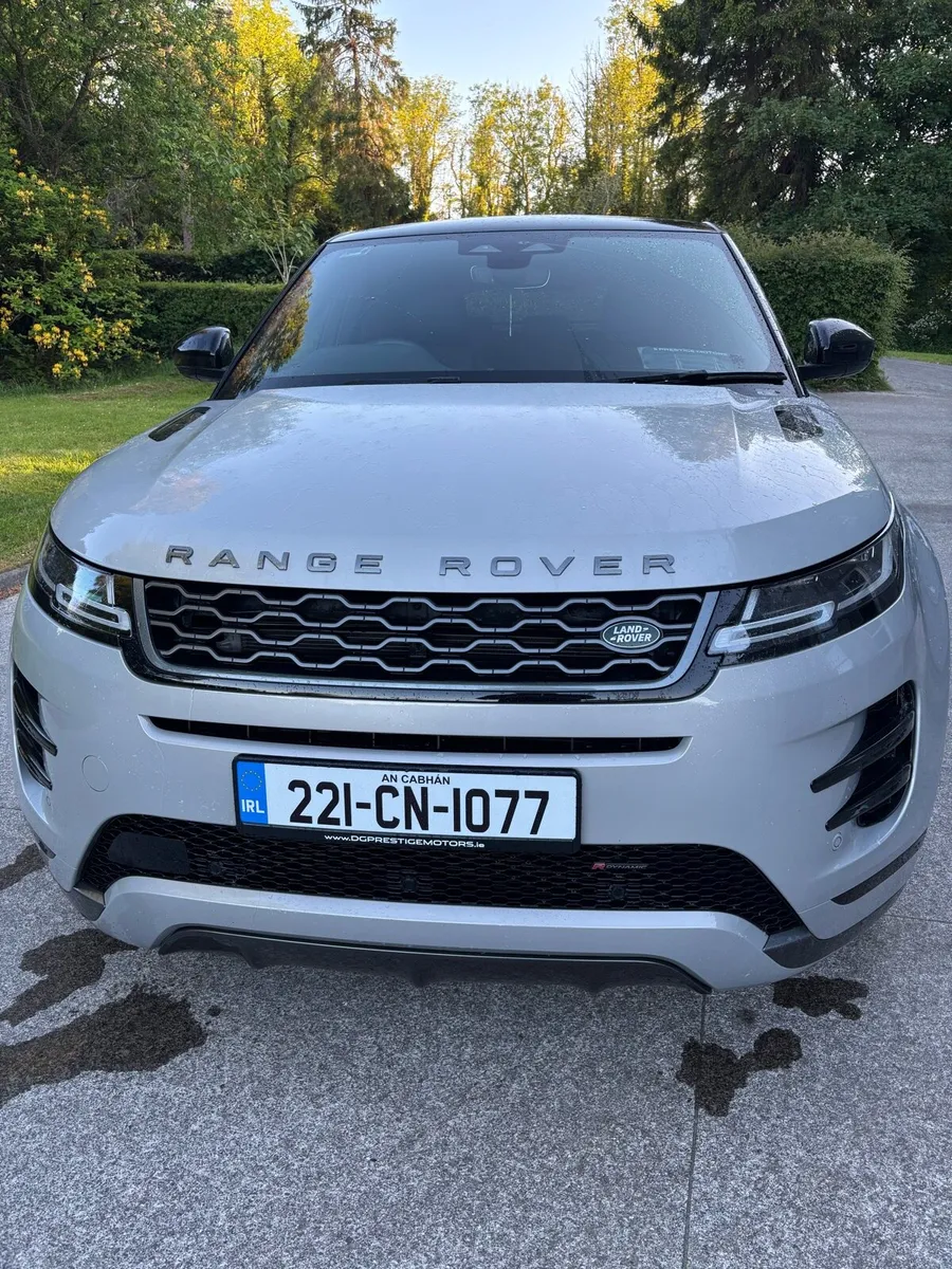 Range Rover Evoque SE P300e 1.5 Hybrid - Image 3