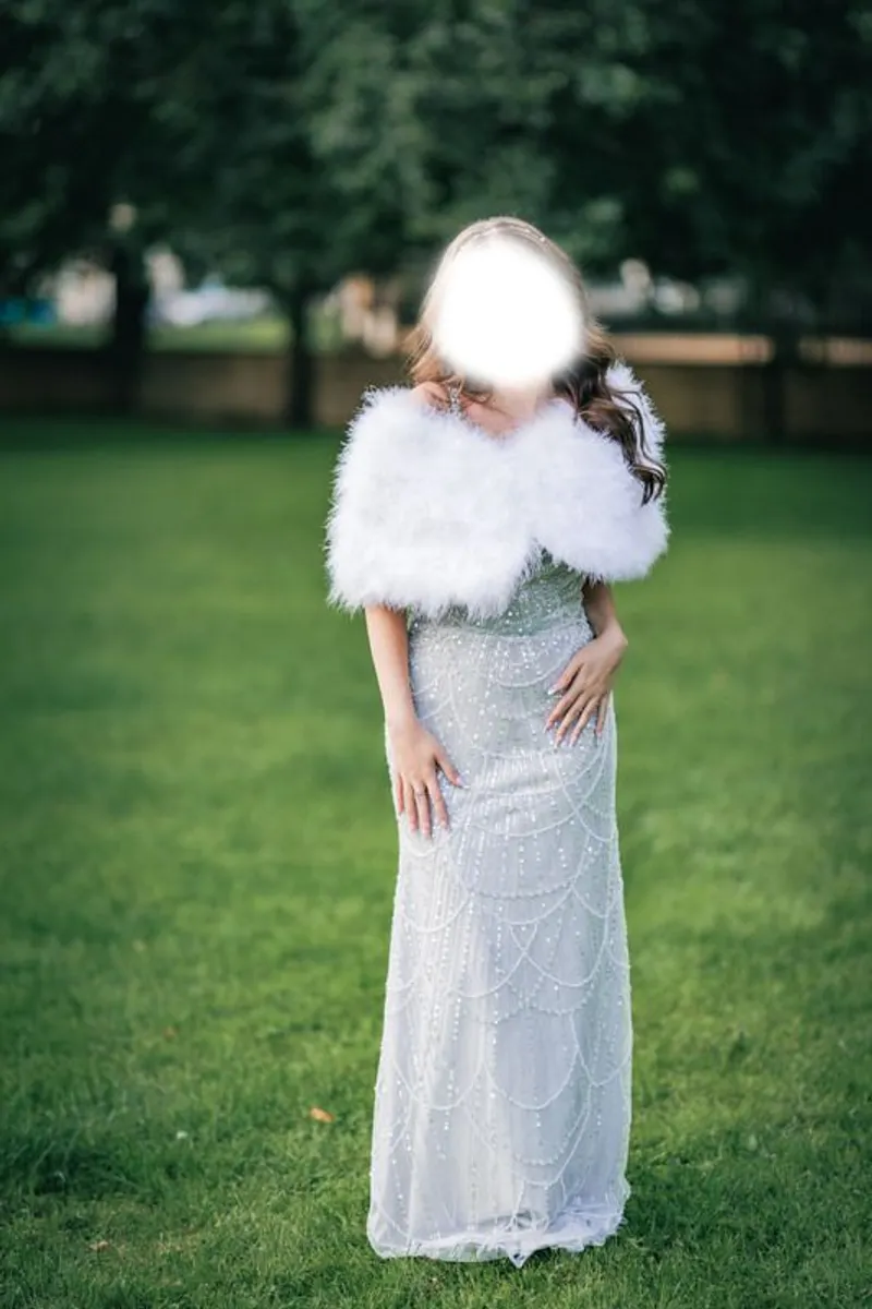 Ball Dress with ostrich feather cloak size S. - Image 4
