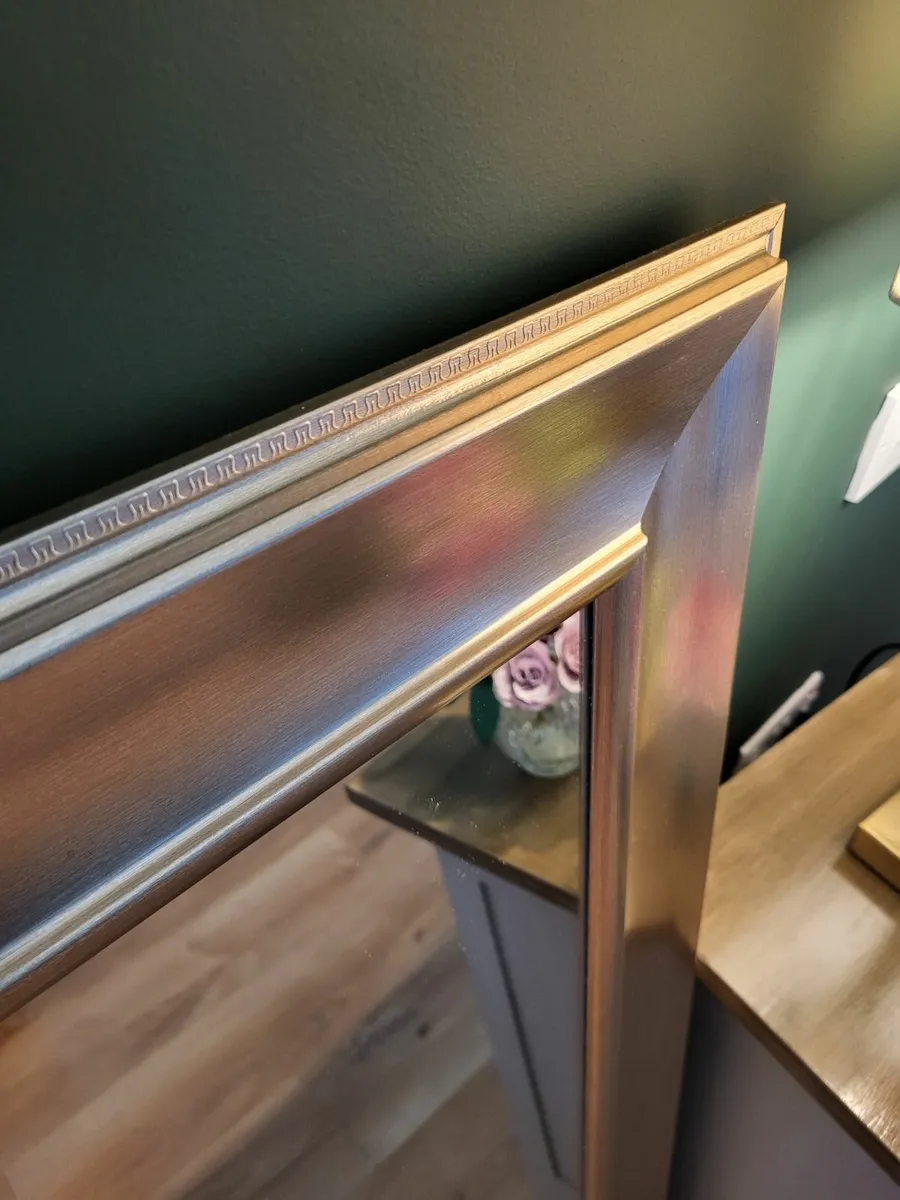 Mirrors - Image 3