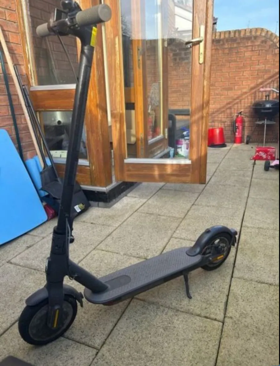 Electric scooter - Image 1