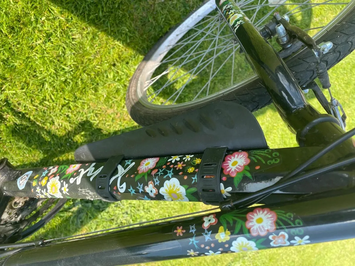 Girl teenager bike - Image 2
