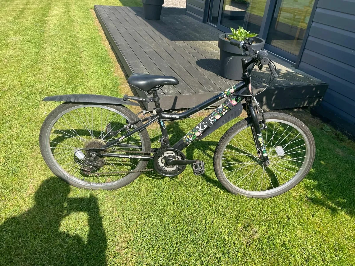 Girl teenager bike - Image 1