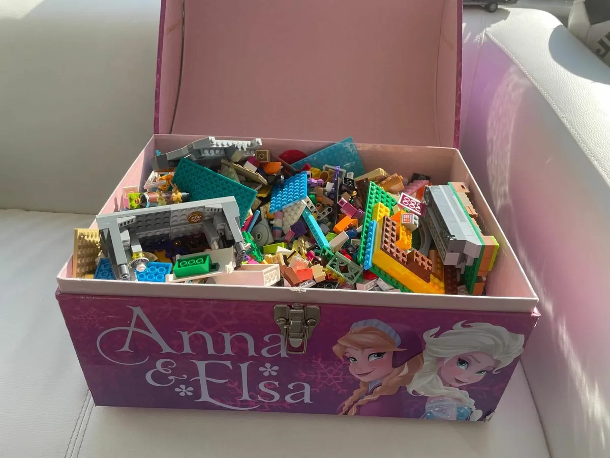 Lego and boxes - Image 3
