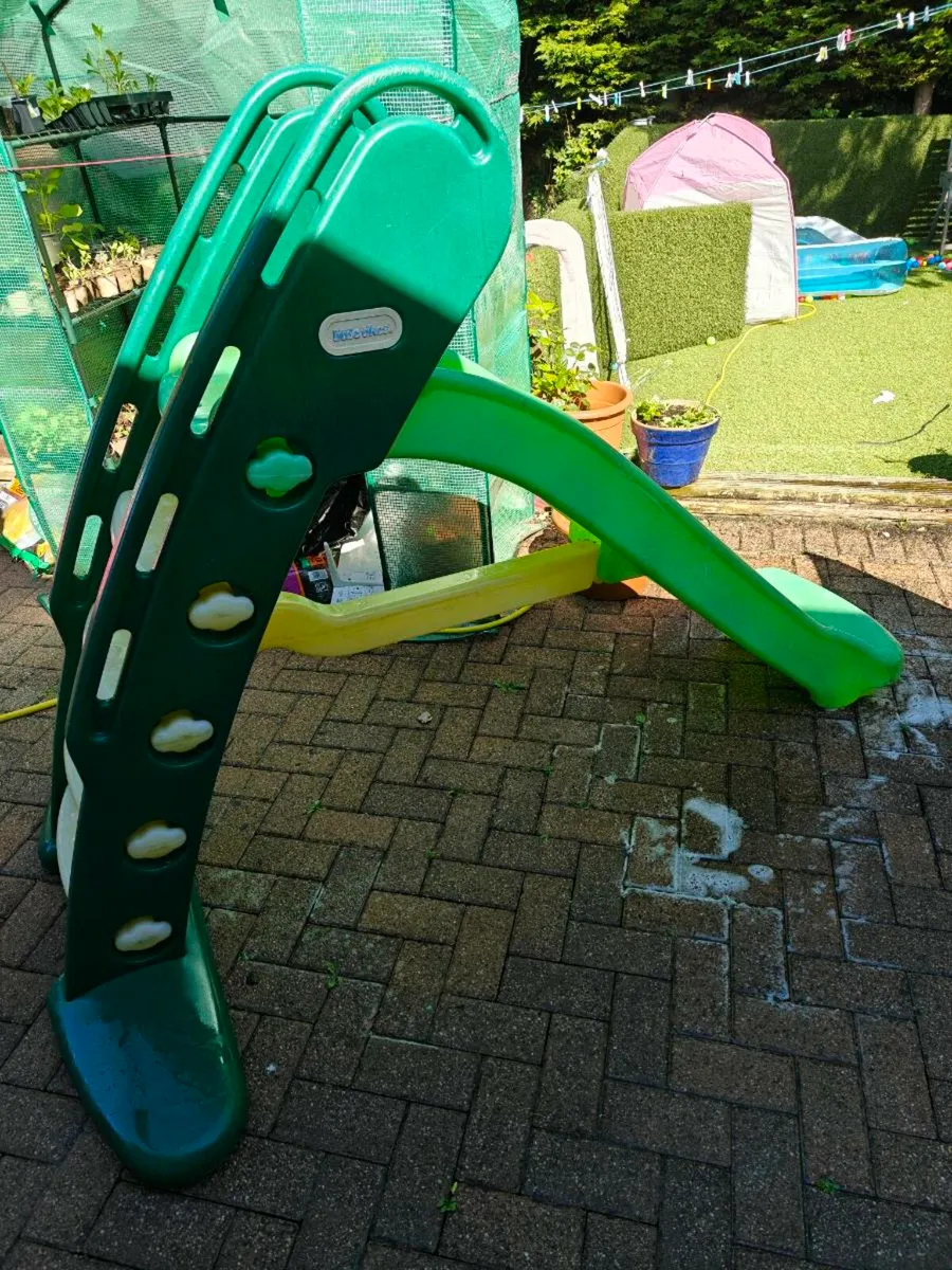 Little tikes slide - Image 1