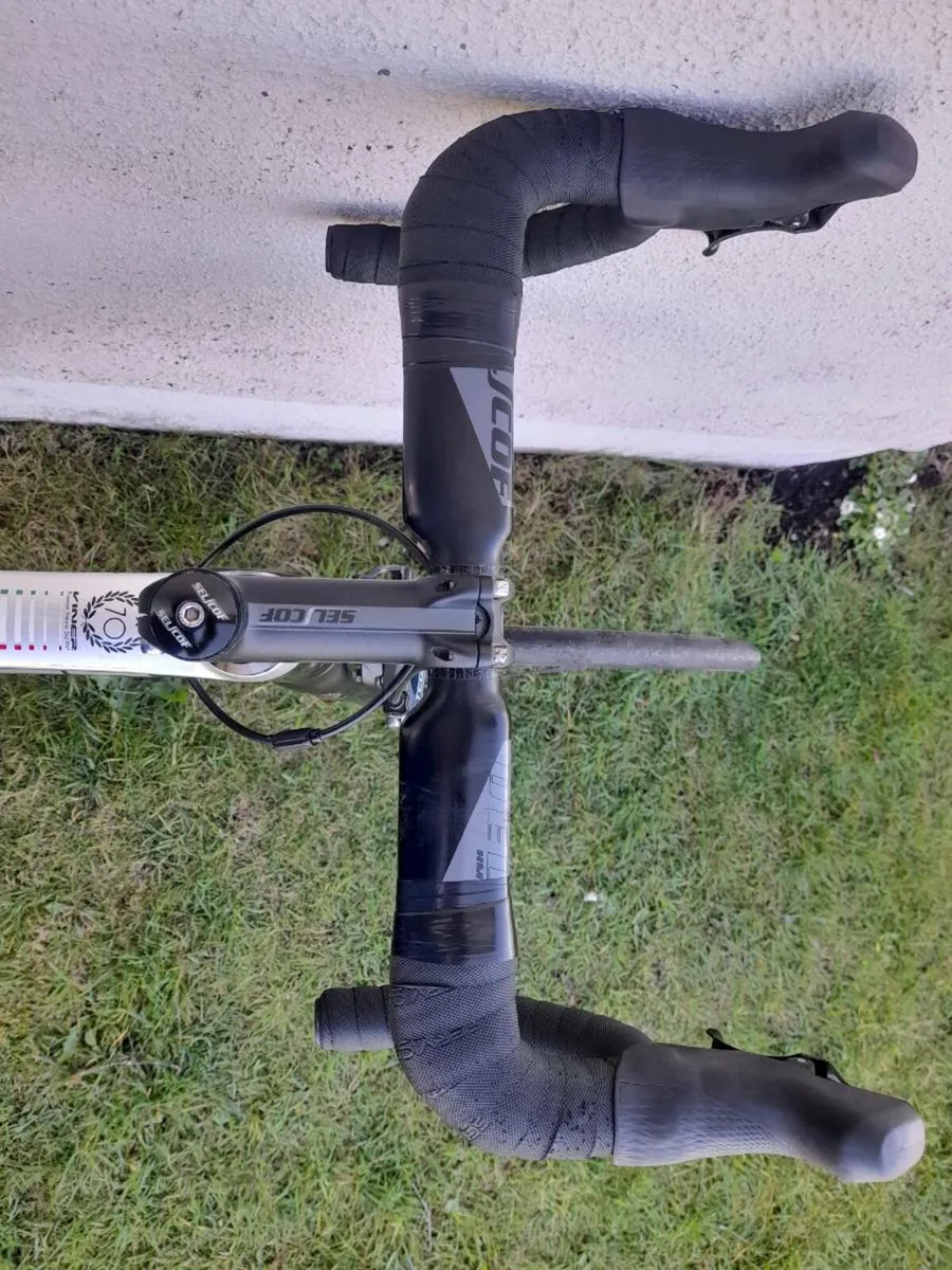 Road bike - Image 2