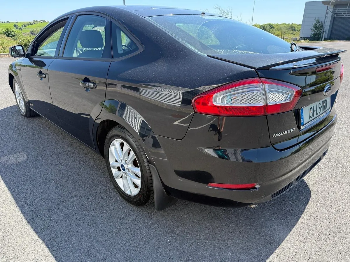 2013 Ford Mondeo Zetec Model Diesel - Image 4