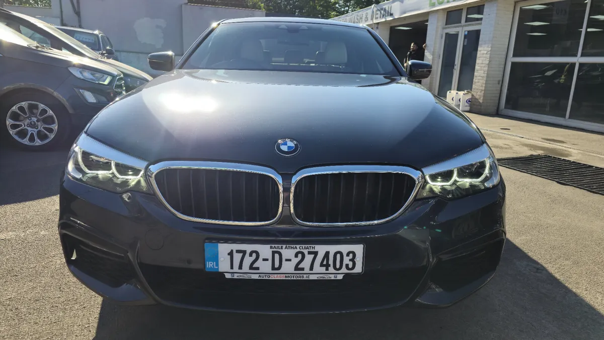 BMW 5-Series 2017 G30 AA APPROVED - Image 4