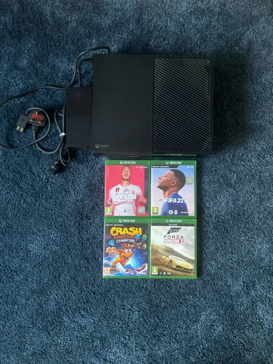 Xbox 1 and games - Image 1