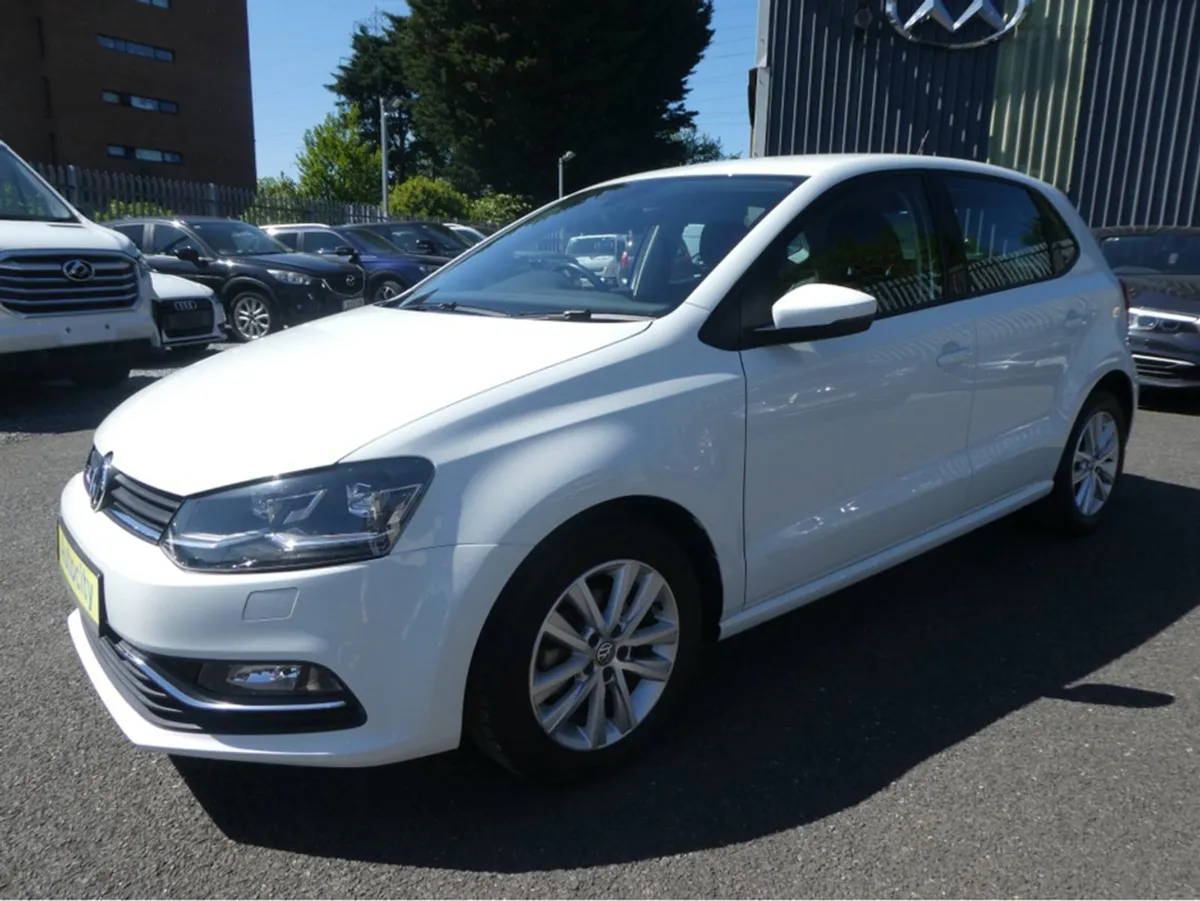Volkswagen Polo TSI Bluemotion Automatic - Image 3