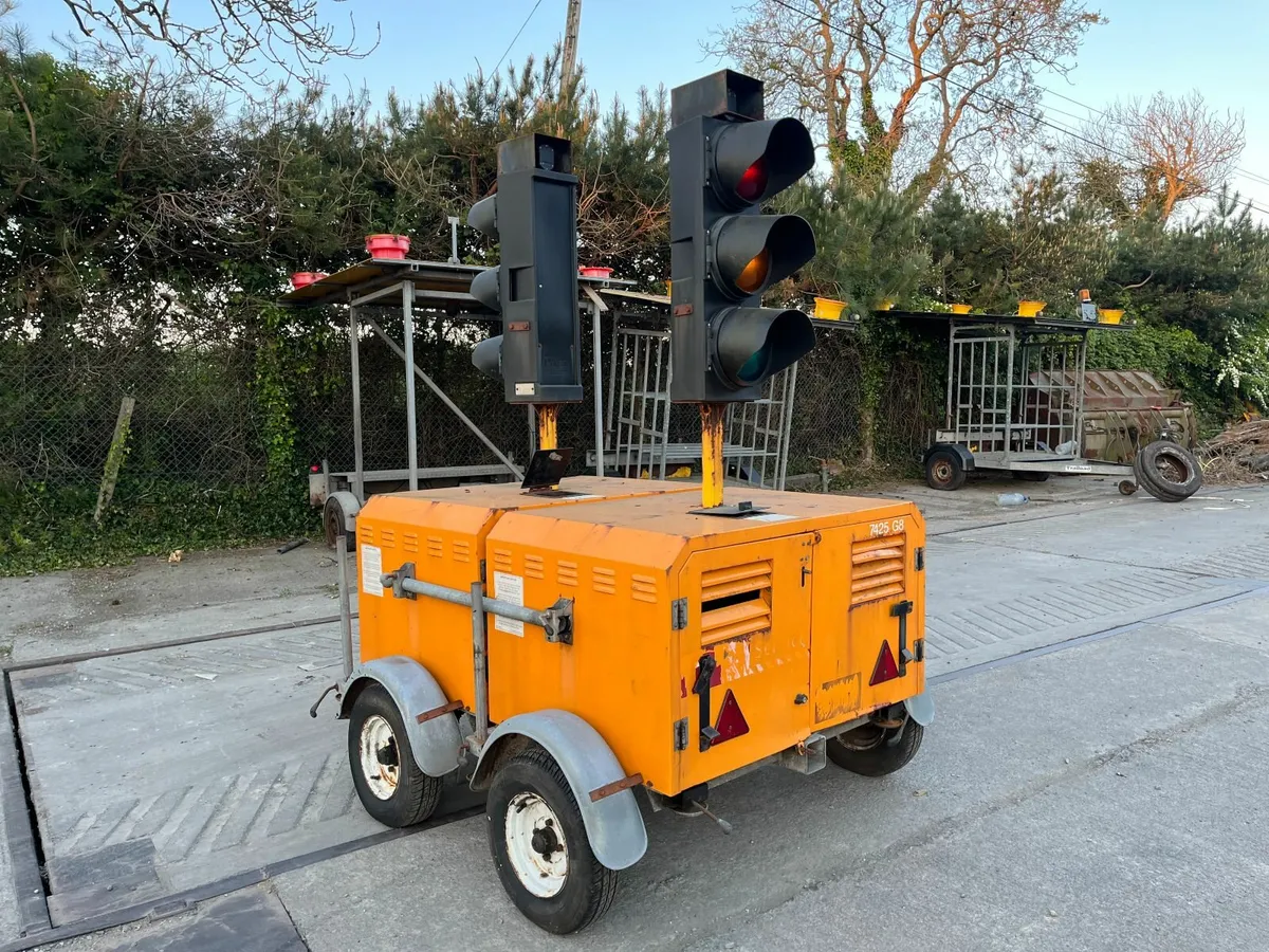 Towable Traffic Management Lights - Image 3