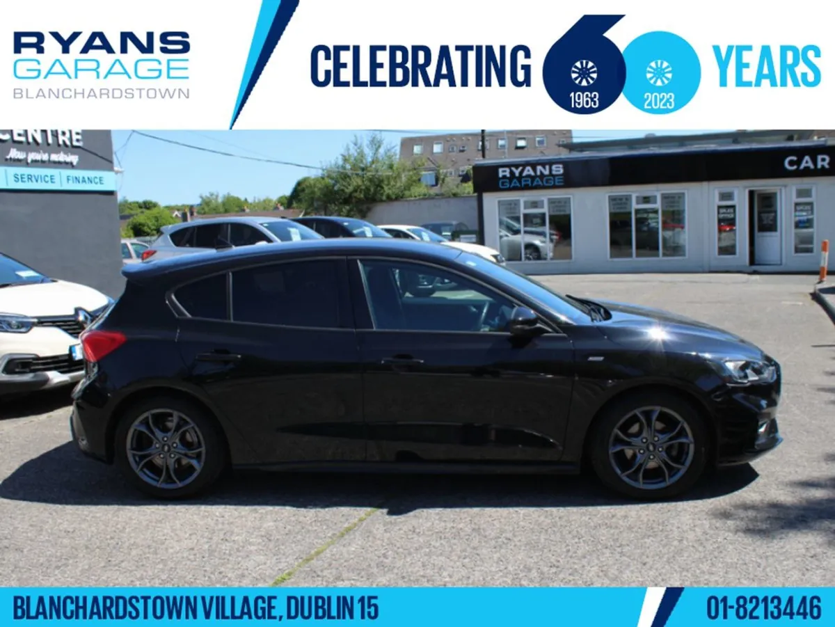 Ford Focus St-line 1.0 Ecoboost 5DR - Image 4
