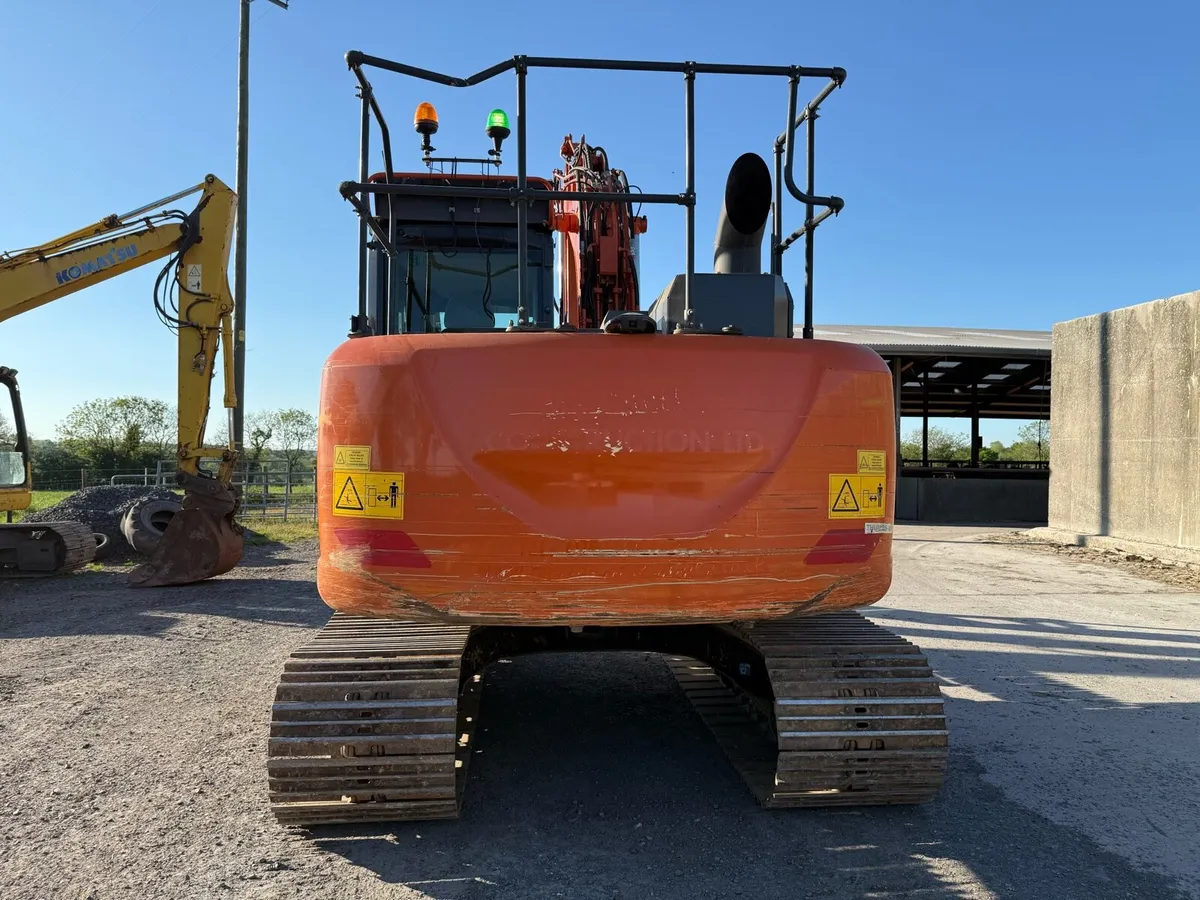 2020 Hitachi 130-6 - Image 3