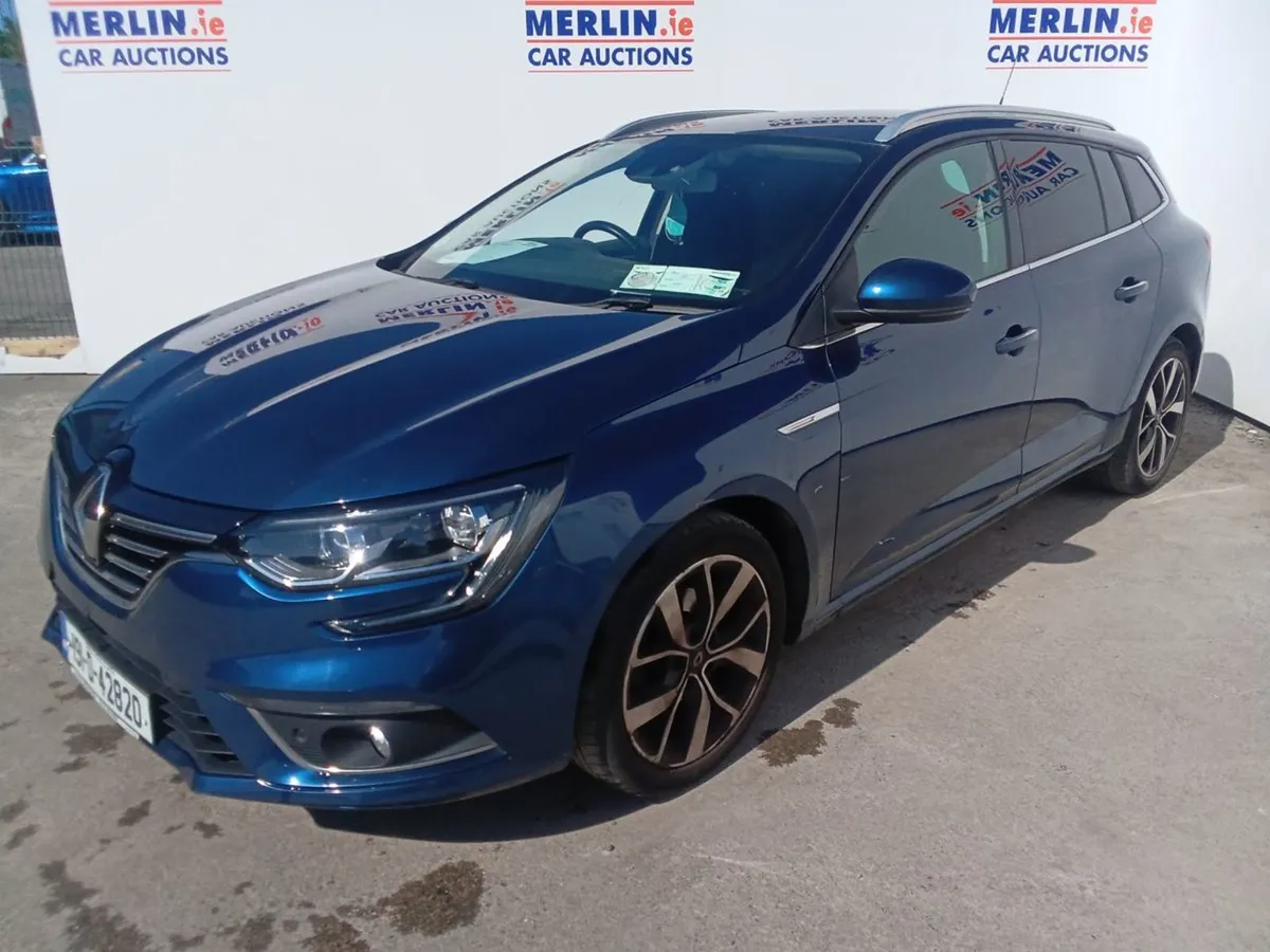 Renault Megane Sport Tourer Iconic BLU 1461 - Image 2