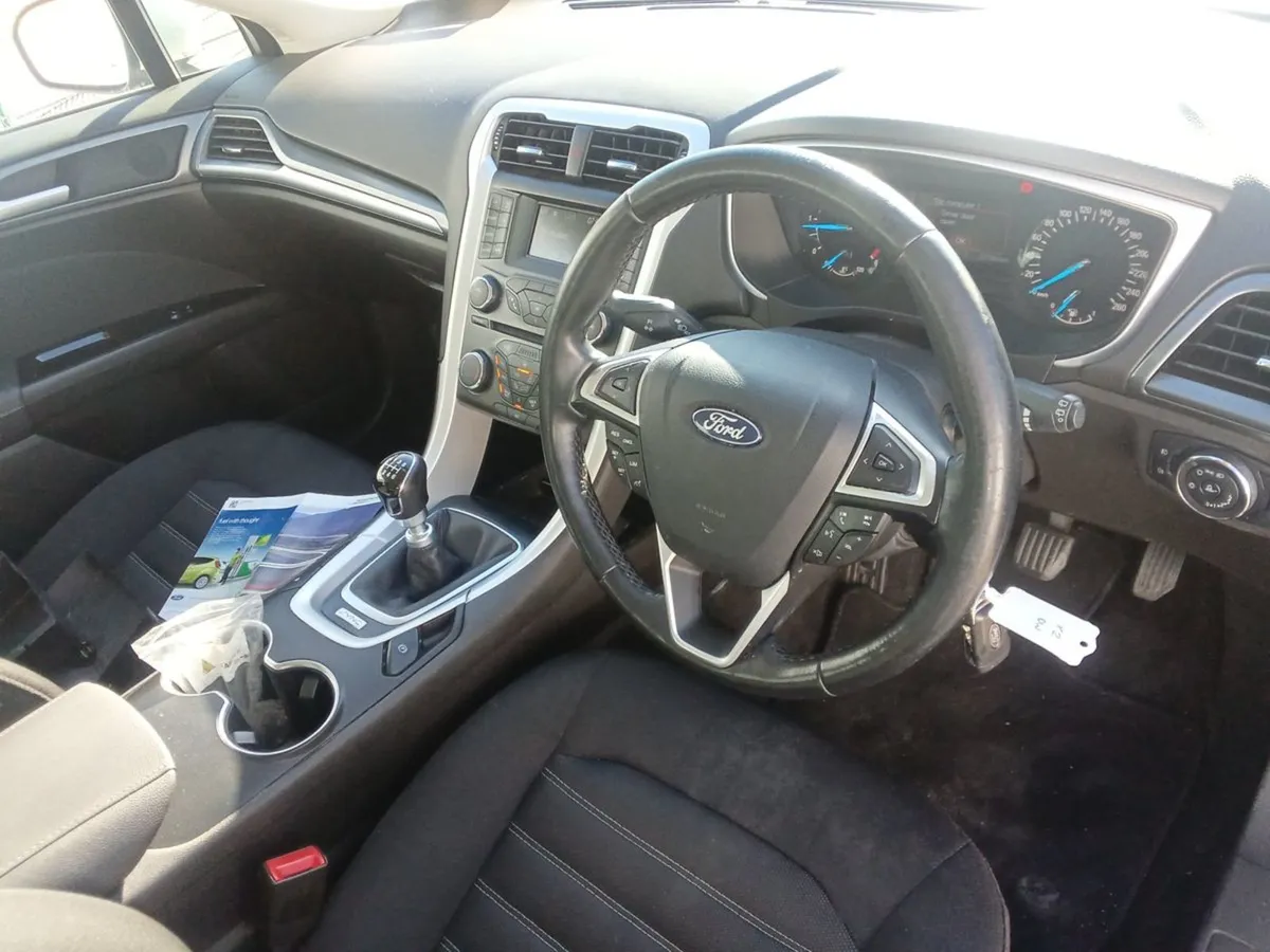 Ford Mondeo Zetec 2.0td 150PS M6 ES - Image 4