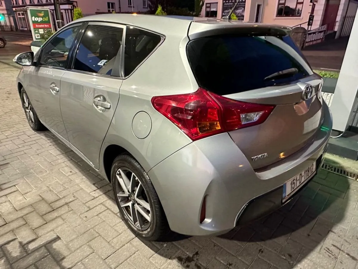 Toyota Auris 1.33 Petrol SOL - Image 3