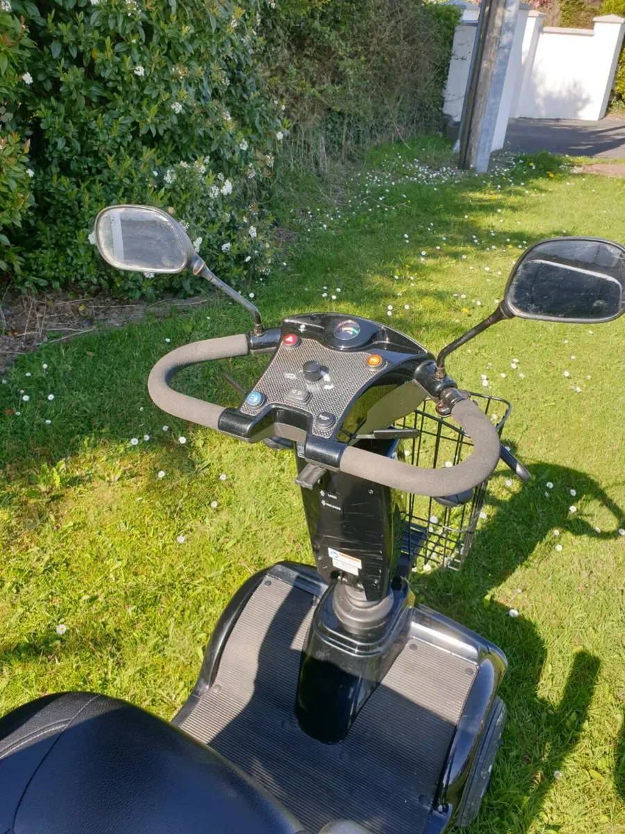 Mobility scooter - Image 2