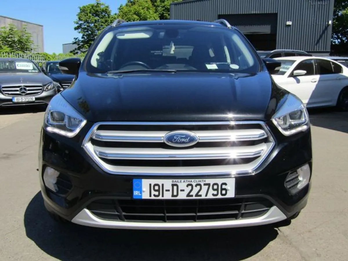 Ford Kuga Titanium 1.5 Tdci 120PS FWD 4D - Image 3