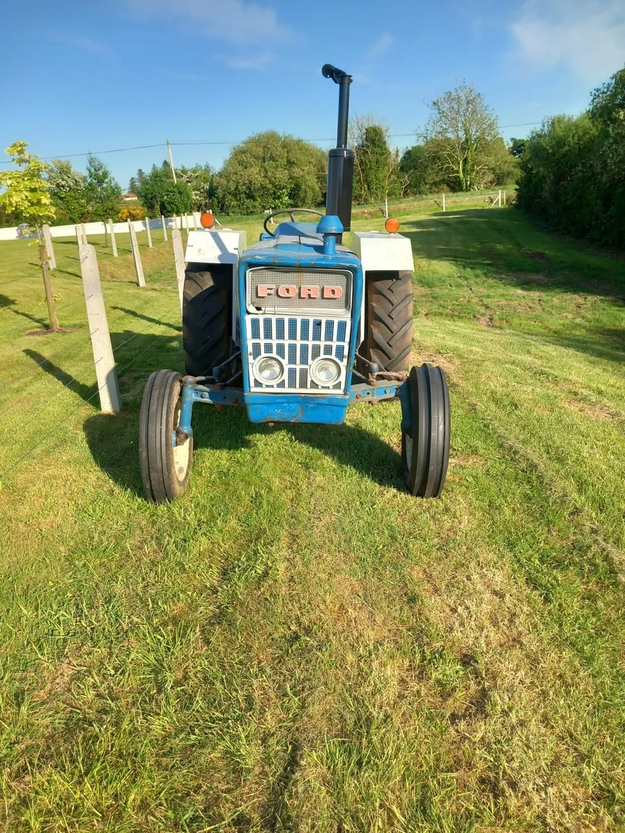 Ford 2000 - Image 2