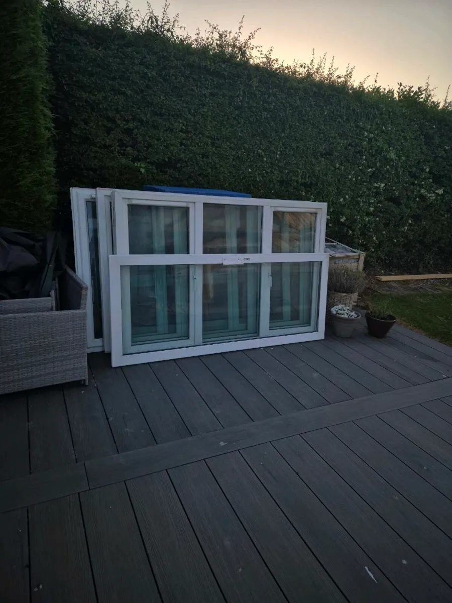 Windows and door - Image 1
