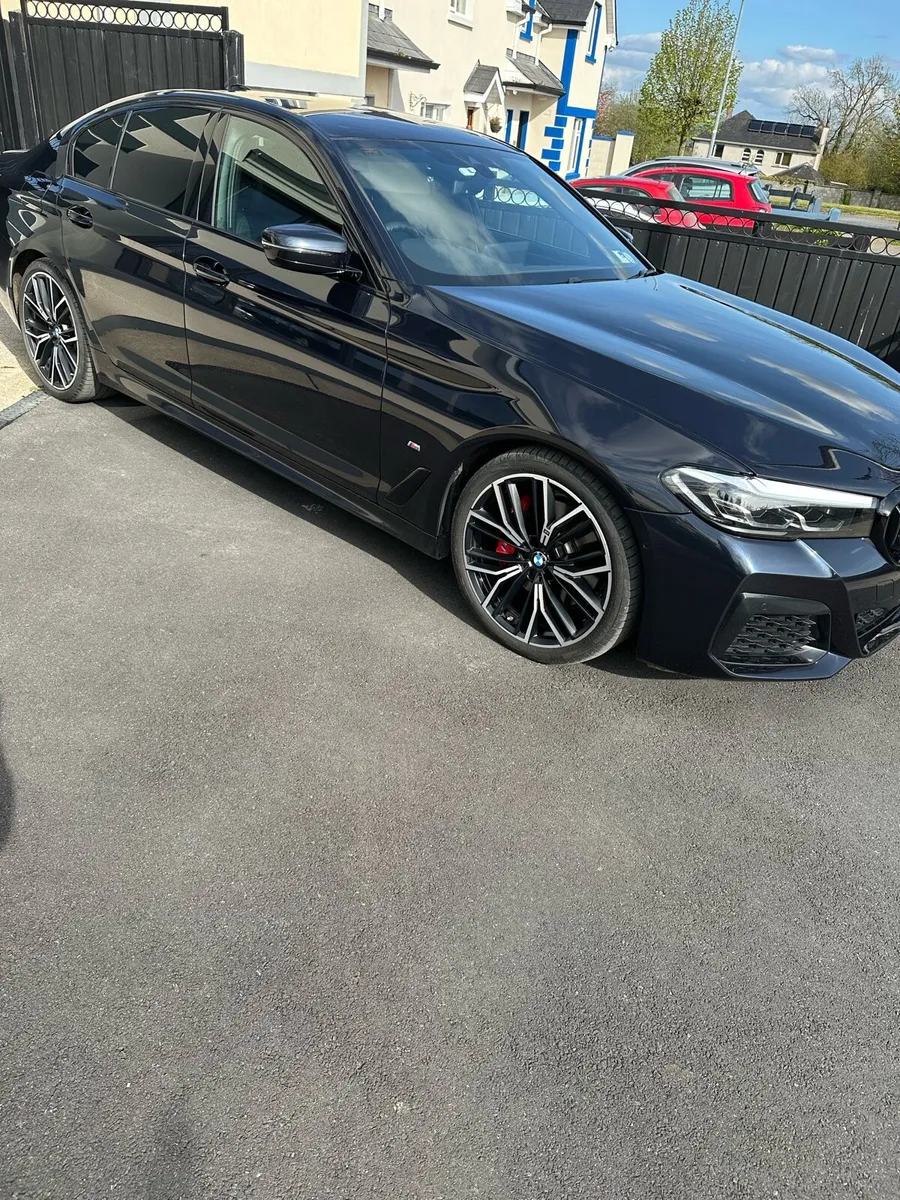 202 BMW 520 M-sport Facelift  LCI - Image 1