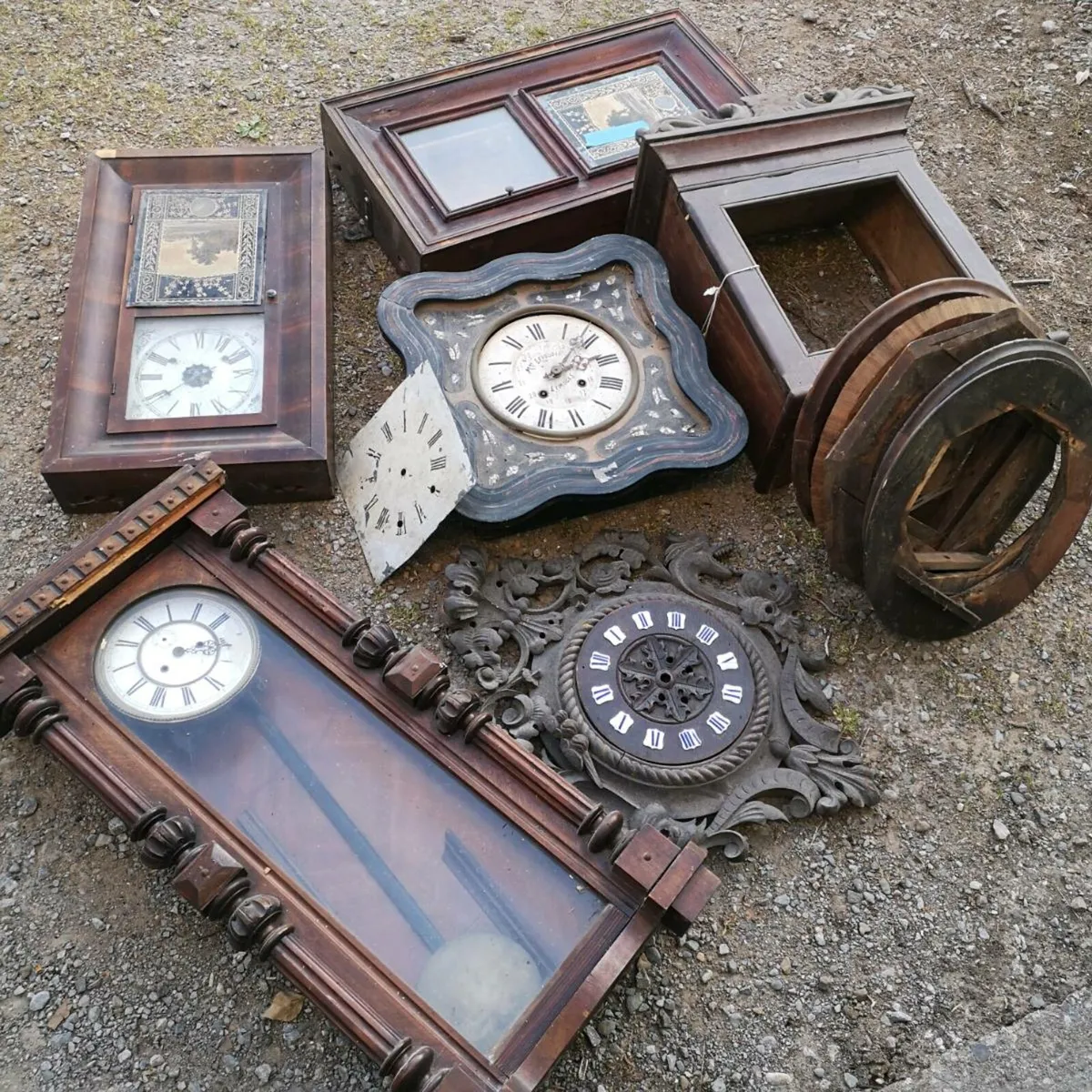 Antique clocks - Image 1