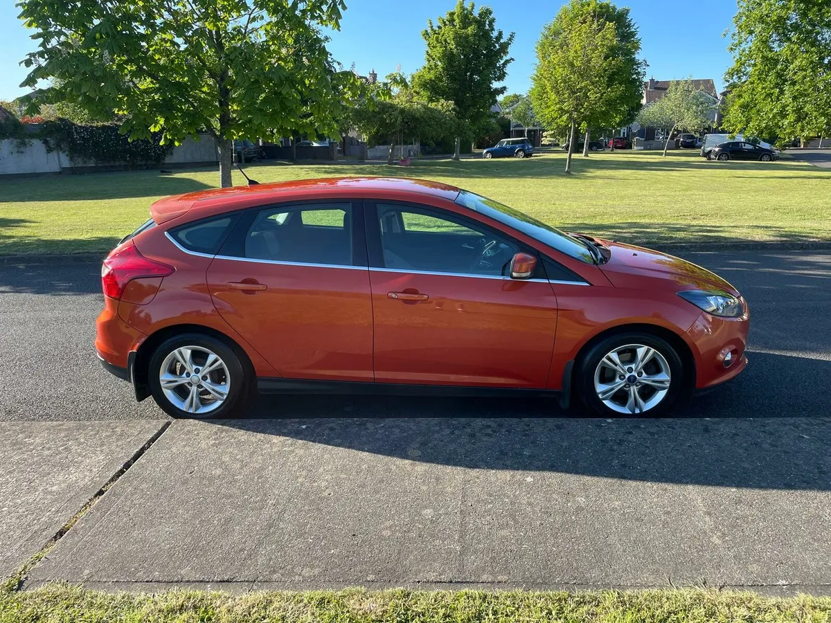 Ford focus - Image 2