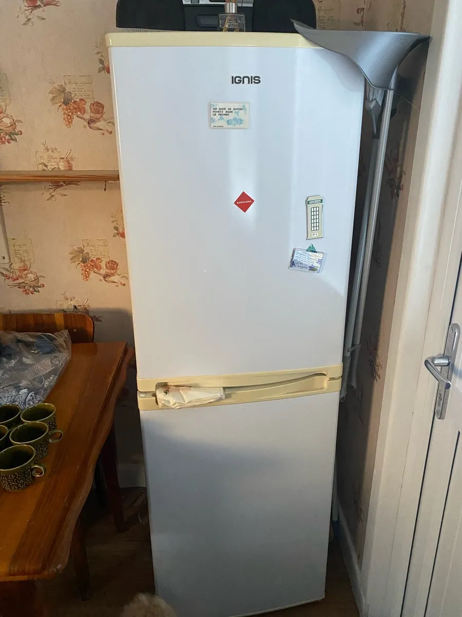 Ignis Free standing fridge freezer - White - Image 1