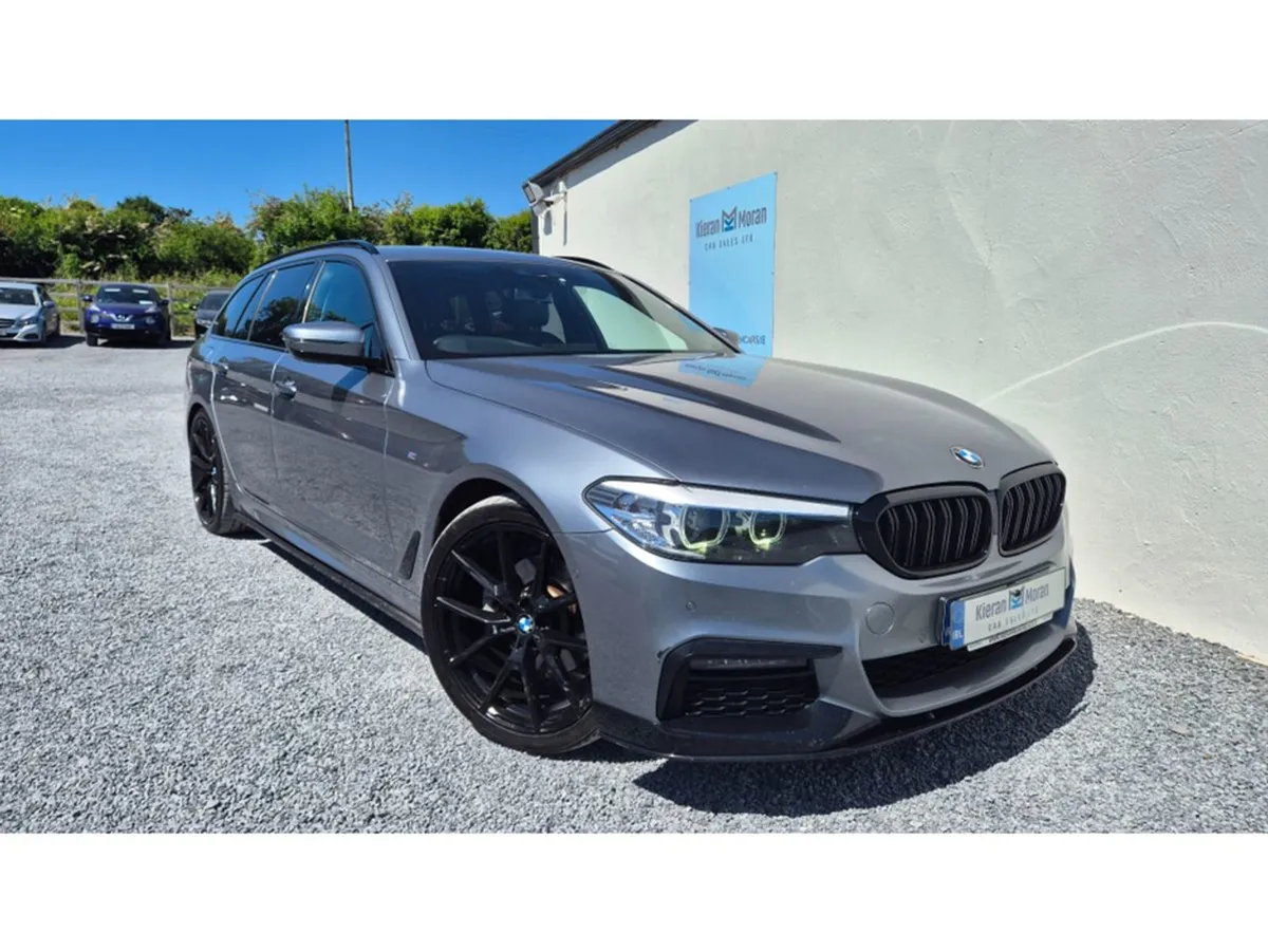 BMW 5 Series M Sport Xdrive - Image 2